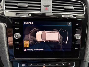 Fahrzeugabbildung Volkswagen Golf VII Lim. Join BlueMotion DSG Navi SHZ uvm.