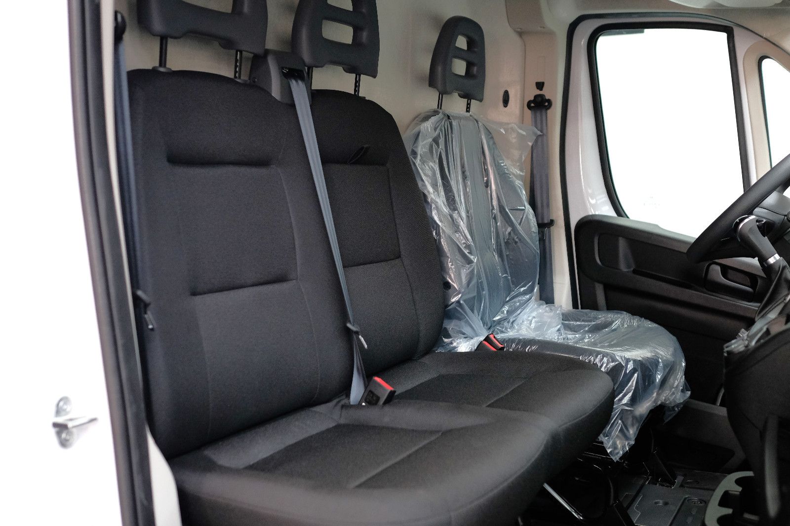 Fahrzeugabbildung Fiat Ducato Maxi 35 180 L4H3 HOCHDACH AUTOMATIK