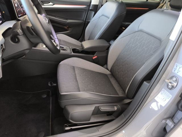 Fahrzeugabbildung Volkswagen Golf Variant 2.0 TDI DSG Goal AHK GJR NAVI AREA-