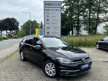 Volkswagen Golf - 2