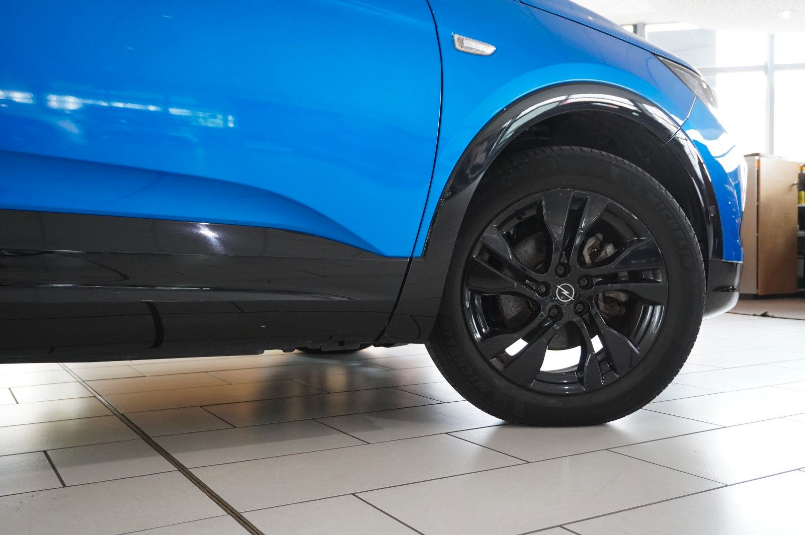 Fahrzeugabbildung Opel Grandland 1.5D GS SPORT NAVI/LED/VIRT./SPORT/DAB