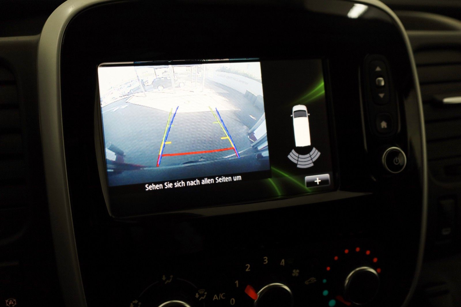 Fahrzeugabbildung Renault Trafic Kasten L2H1 3,0t Komfort Navi,LED,Kamera
