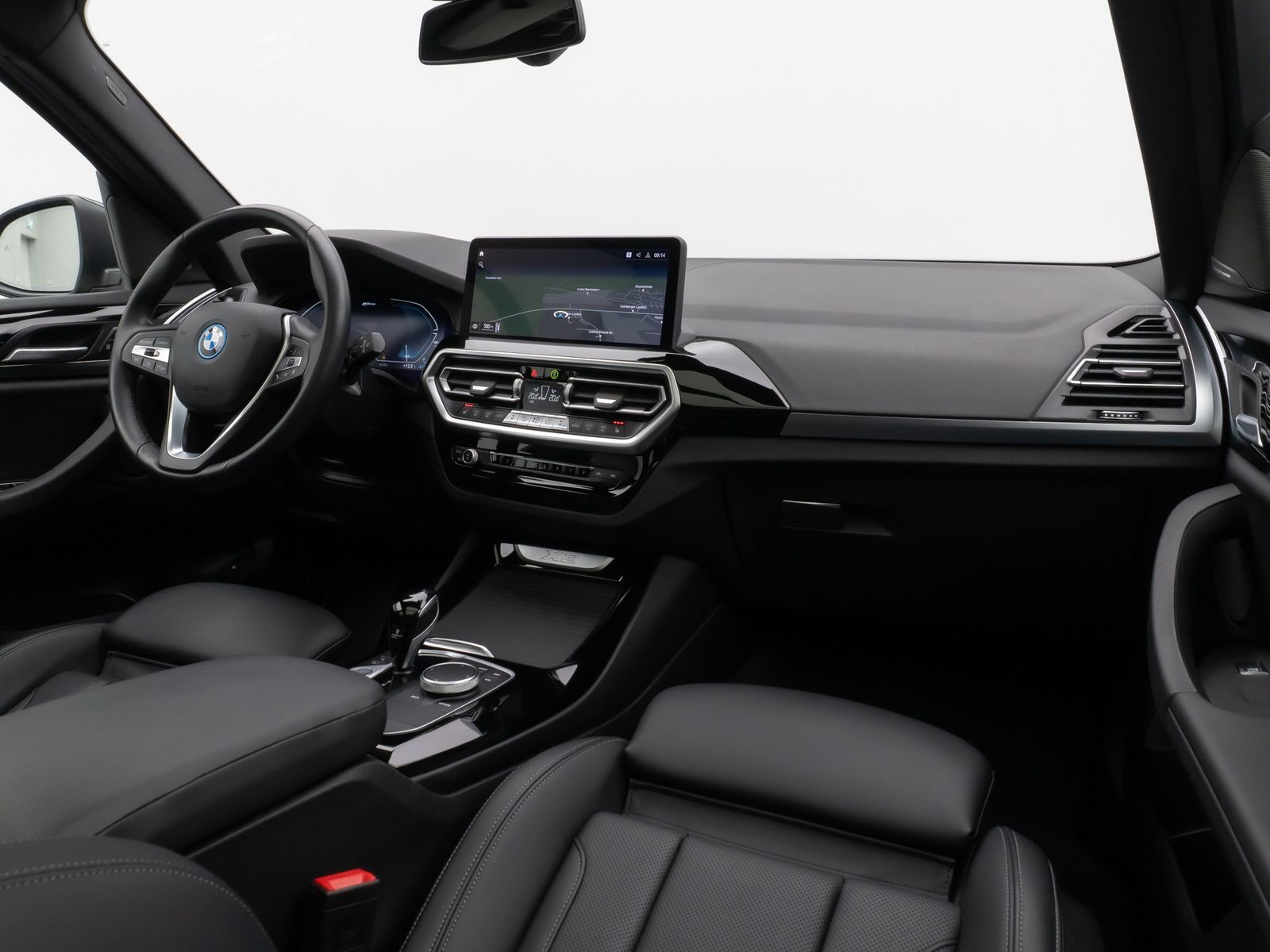 Fahrzeugabbildung BMW X3 xD30e Panorama Kamera HUD H/K Komfort Sport