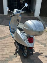 Piaggio Vespa Elettrica 45 mit Top Case - PIAGGIO C45