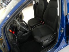 Fahrzeugabbildung Opel Corsa E 1.4 5-TÜR ALU/WINTER/PDC/TEMP./SHZ/LHZ