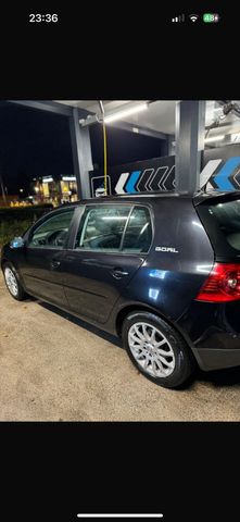 Volkswagen VW Golf 5 1.4 Benzin