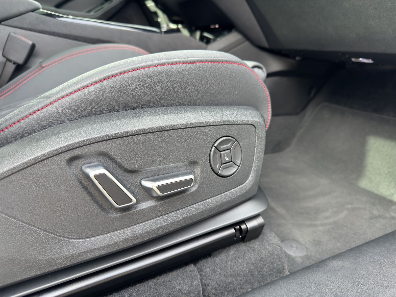 Audi SQ6 e-tron - Bild 15