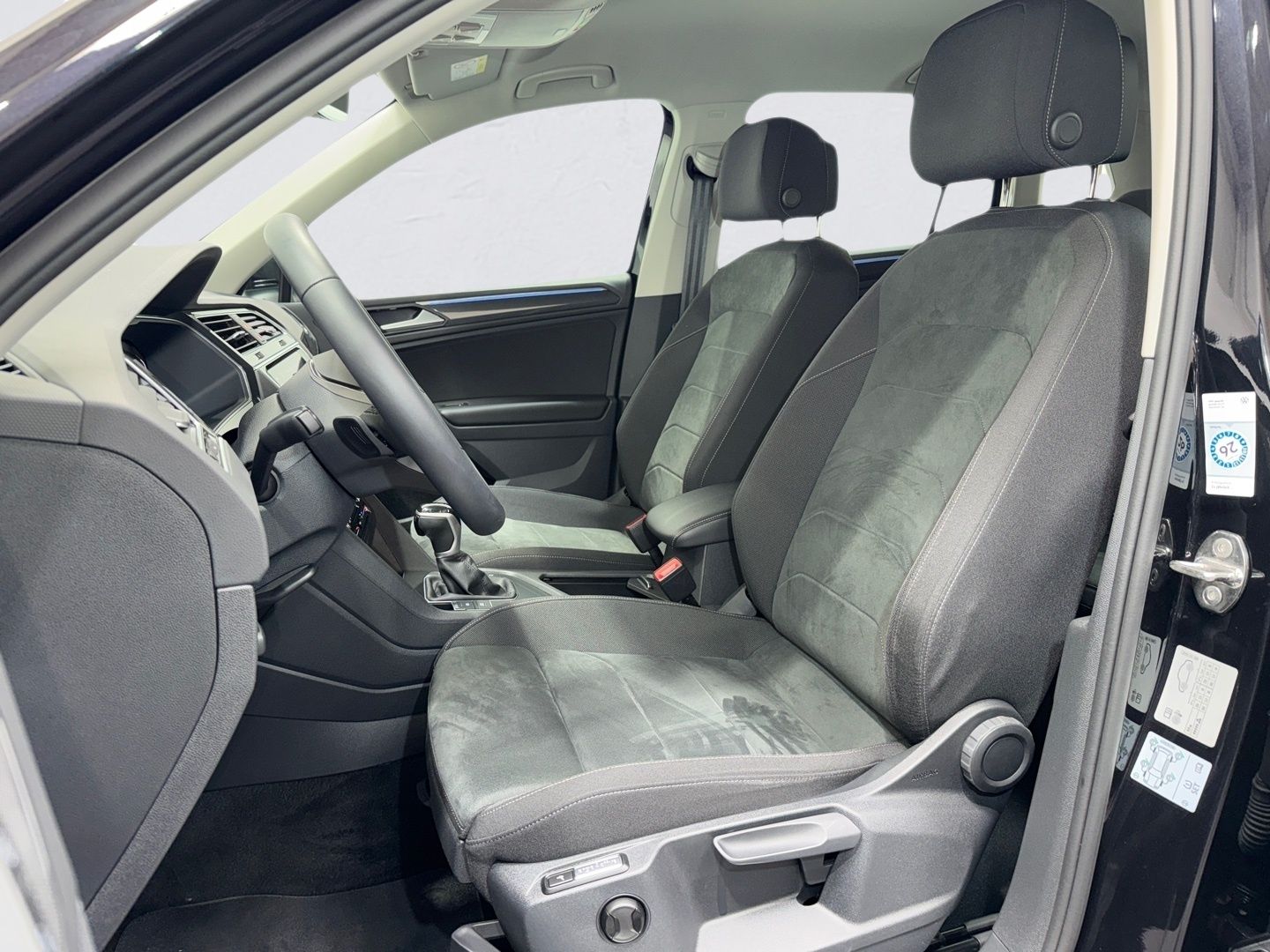 Volkswagen Tiguan 1.4 eTSI eHybrid ELEGANCE MATRIX KAM NAVI foto 10