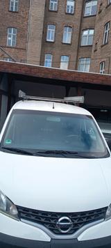 Nissan NV200 - weiße Nissan NV200