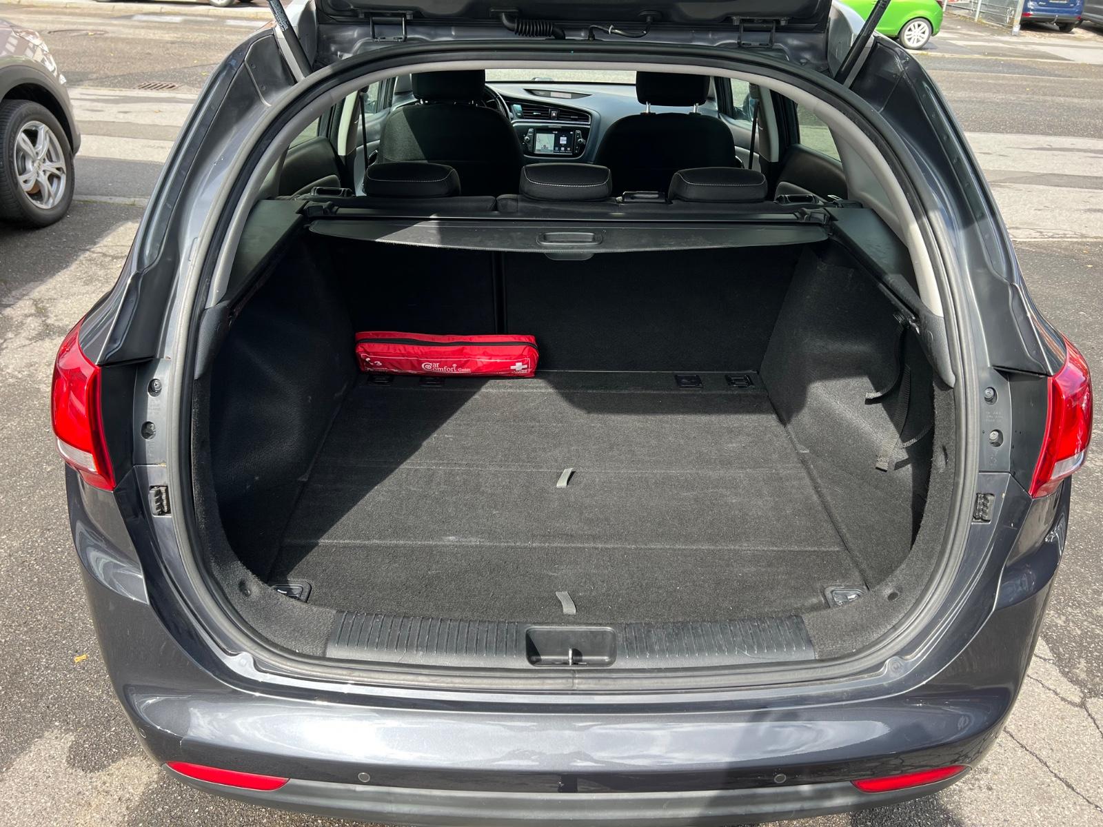 Kia Ceed Sportswagon Dream Team*TÜV*INS