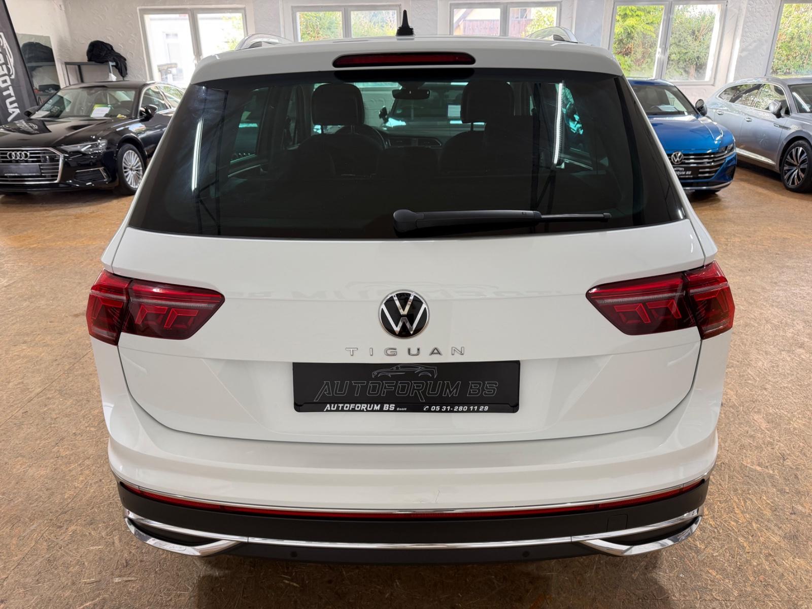 Volkswagen Tiguan Elegance 2.0TDI DSG/PANO/CAM/IQ/GARANTIE