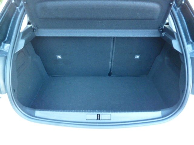 Corsa F 5-tg. 1,2i Edition Plus, MMR,PP,Sitzheiz