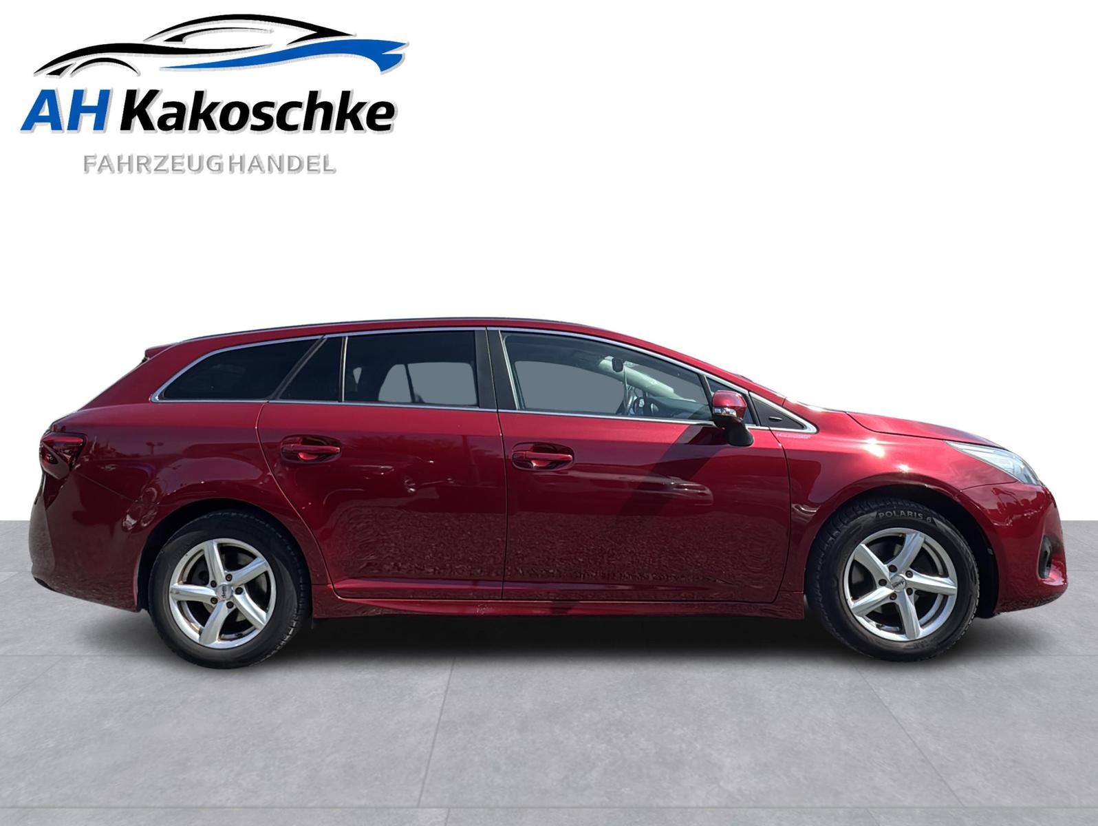 Toyota Avensis Sol 1.8 Xenon Navi Klima Tempom Spurhalt
