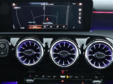 Mercedes A 180 - 12
