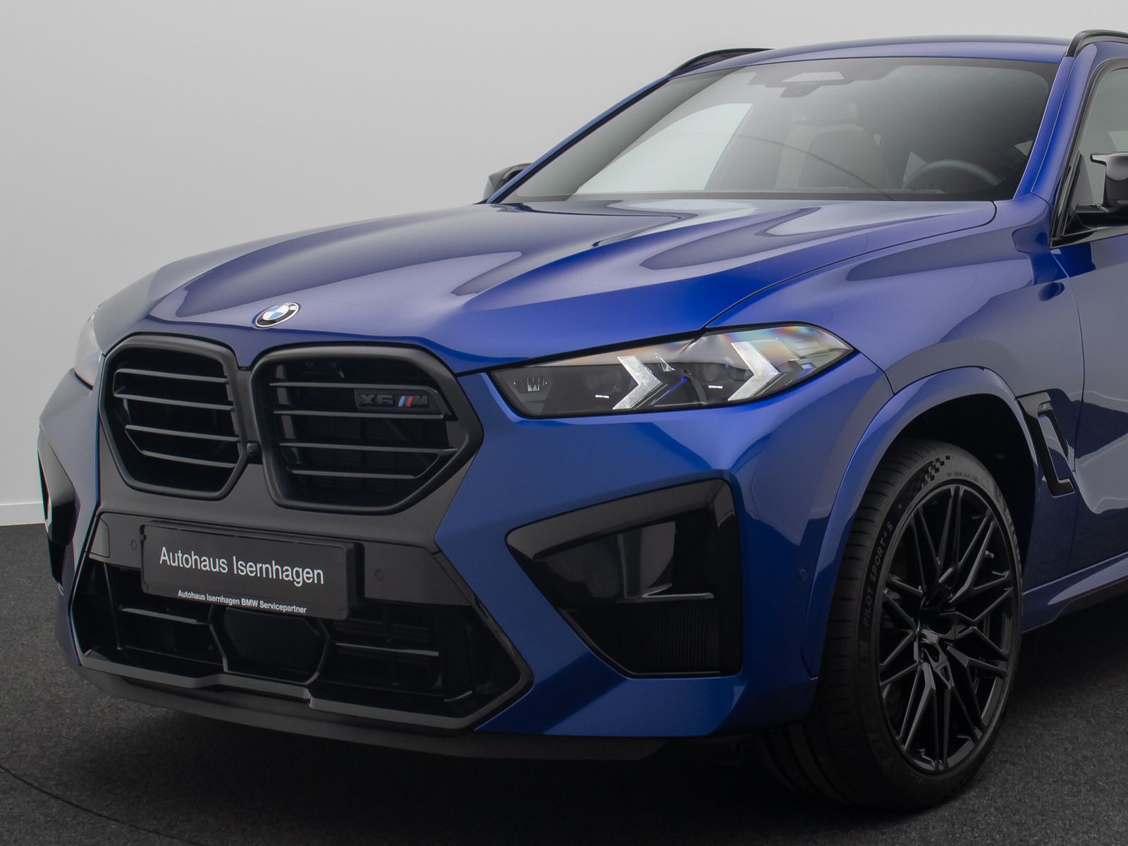 Fahrzeugabbildung BMW X6 M Competition DAB Massage 360&deg; SoftClose Voll