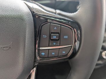 Ford Tourneo Custom Tit. 2.0 L1 NEUES MODELL