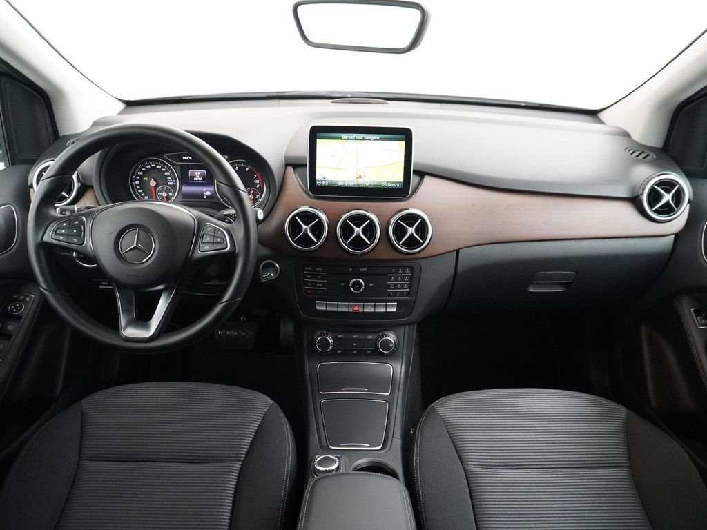 Mercedes-Benz B 180 Ambition Facelift 1e besitzer Händlerwartu
