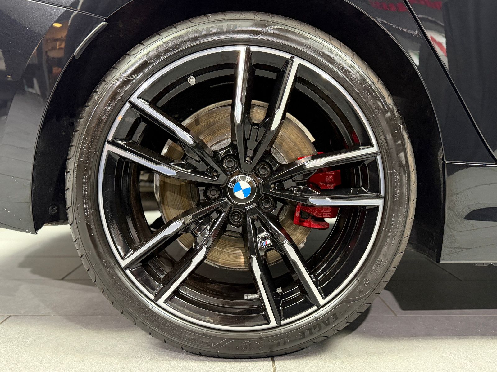Fahrzeugabbildung BMW M340i Limousine xDrive |M-SITZE|H/K|PANO