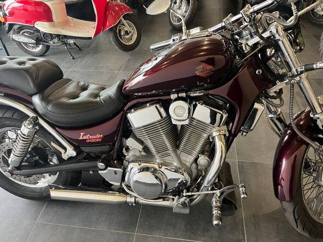 Suzuki VS1400*vorverlegt*Lenker*Auspuff*Reifen neu*4Gan