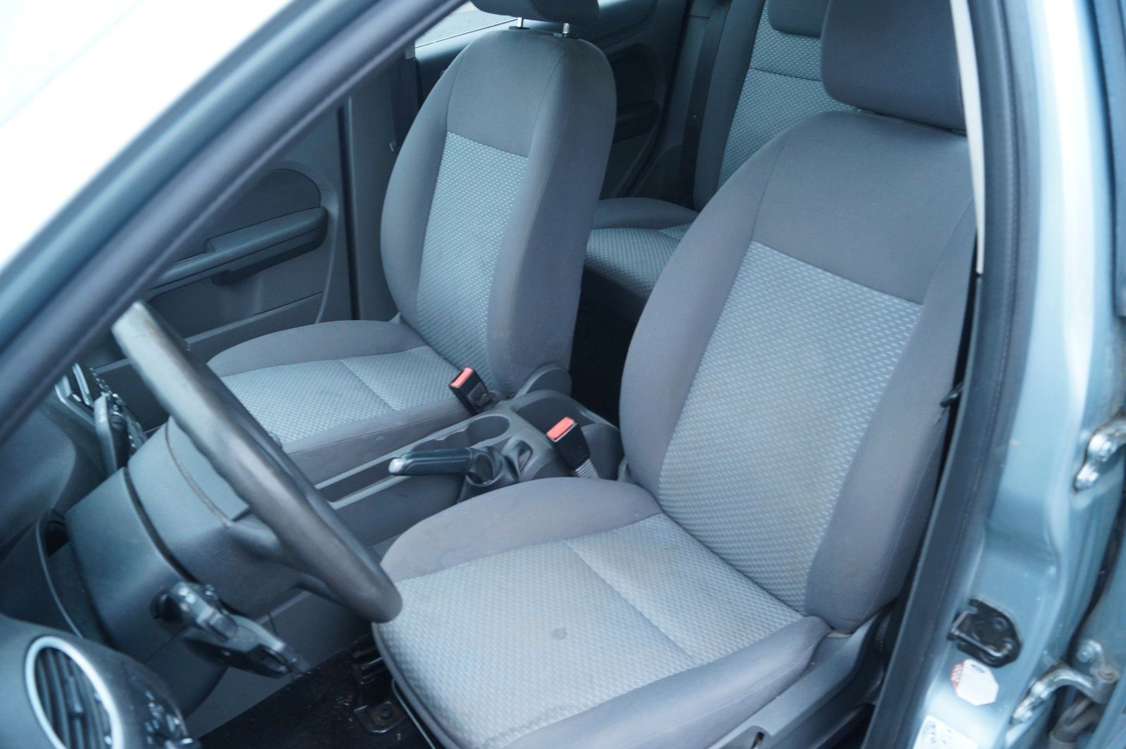 Fahrzeugabbildung Ford Focus Lim. Trend