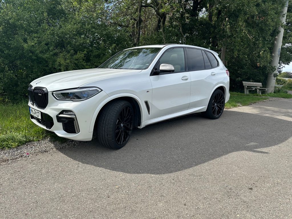 Image of BMW X5 M50