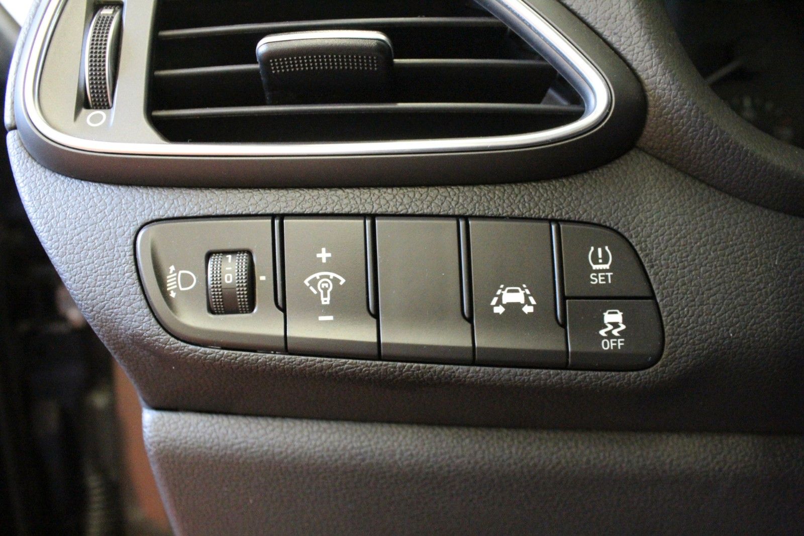 Fahrzeugabbildung Hyundai i30 1.4 I30 Sondermodell Yes!  AHK *