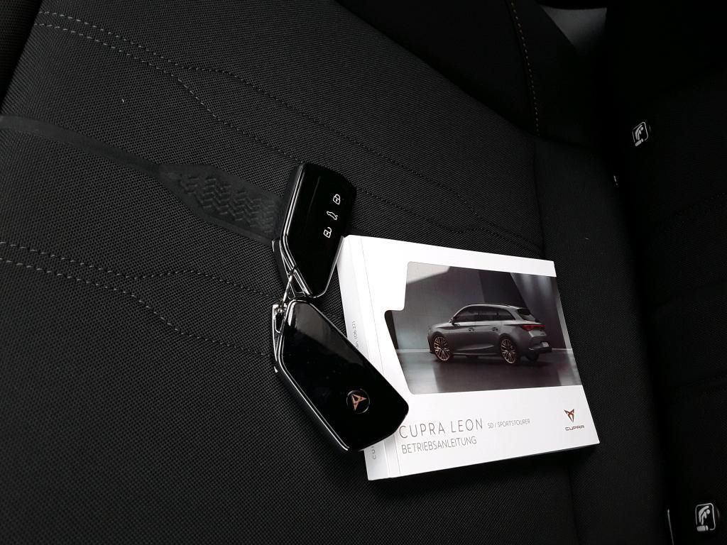Cupra Leon SP 1.4 TSI e-Hybrid 150kW PDC*RFK*Tempo*Nav