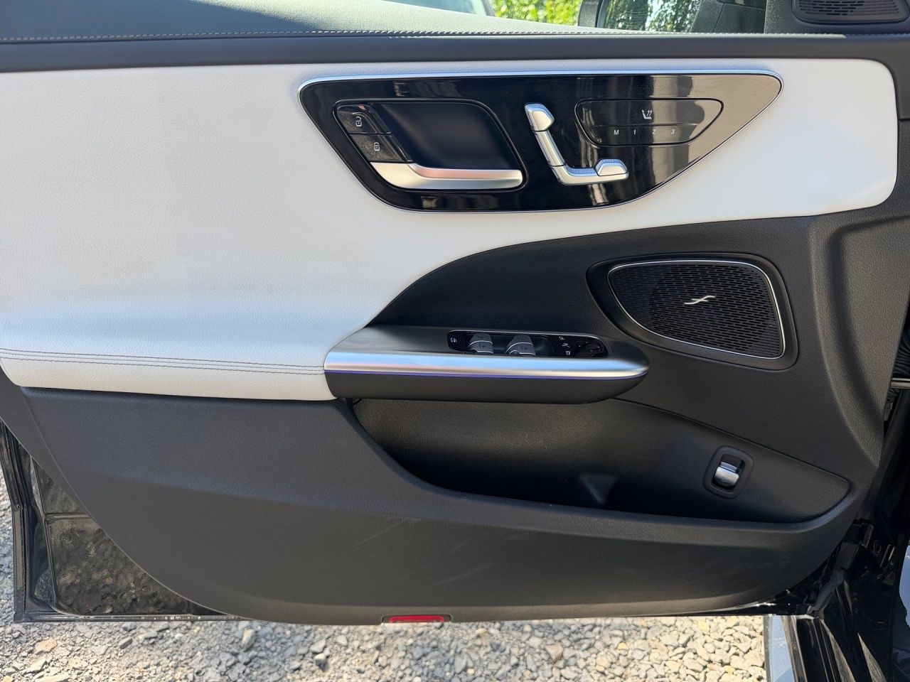 Fahrzeugabbildung Mercedes-Benz C 300 de T AMG Night Pano Distronic 360° Digital