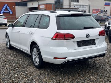 Volkswagen Golf - 4