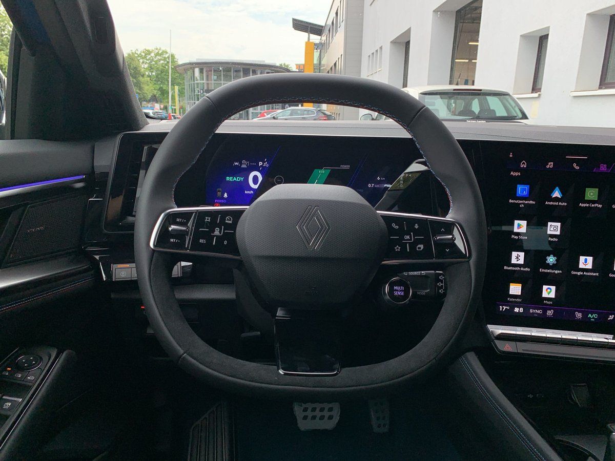 Renault Rafale - Bild 15