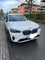 BMW X3 xDrive20i HUD+Laserlicht+Panoramadach - BMW X3: Panoramadach