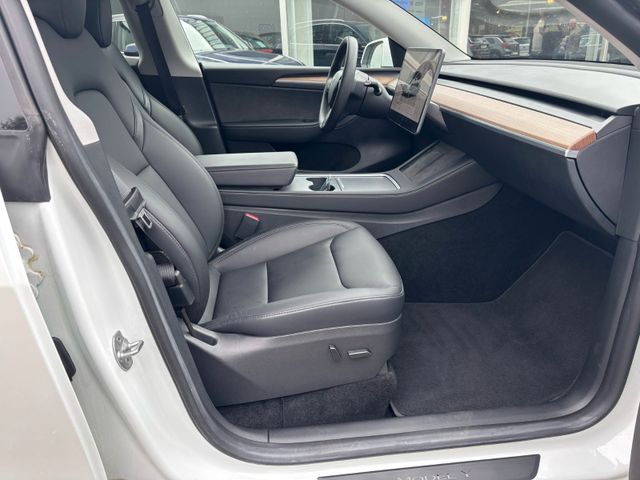 Model Y Long Range Dual AWD