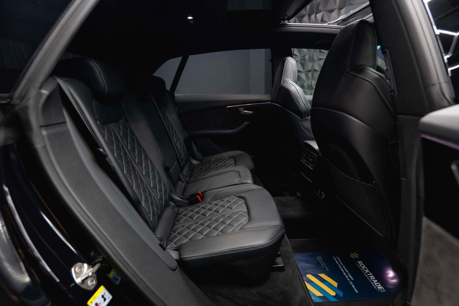 Fahrzeugabbildung Audi SQ8 4.0 TDI quattro Black Design | Full Option