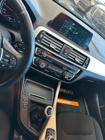 BMW 118 i *Klima*PDC*Navi*Sitzh*Klimaautomatik*