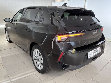 Fotografie 12 des Opel Astra 1.2 Turbo Enjoy Komfort + Tech Paket