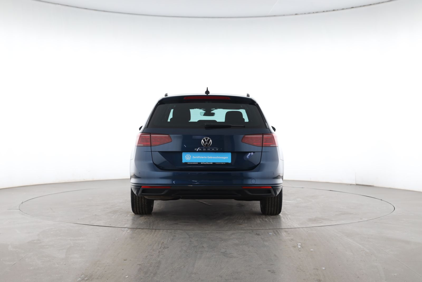 Volkswagen Passat Variant - Bild 6