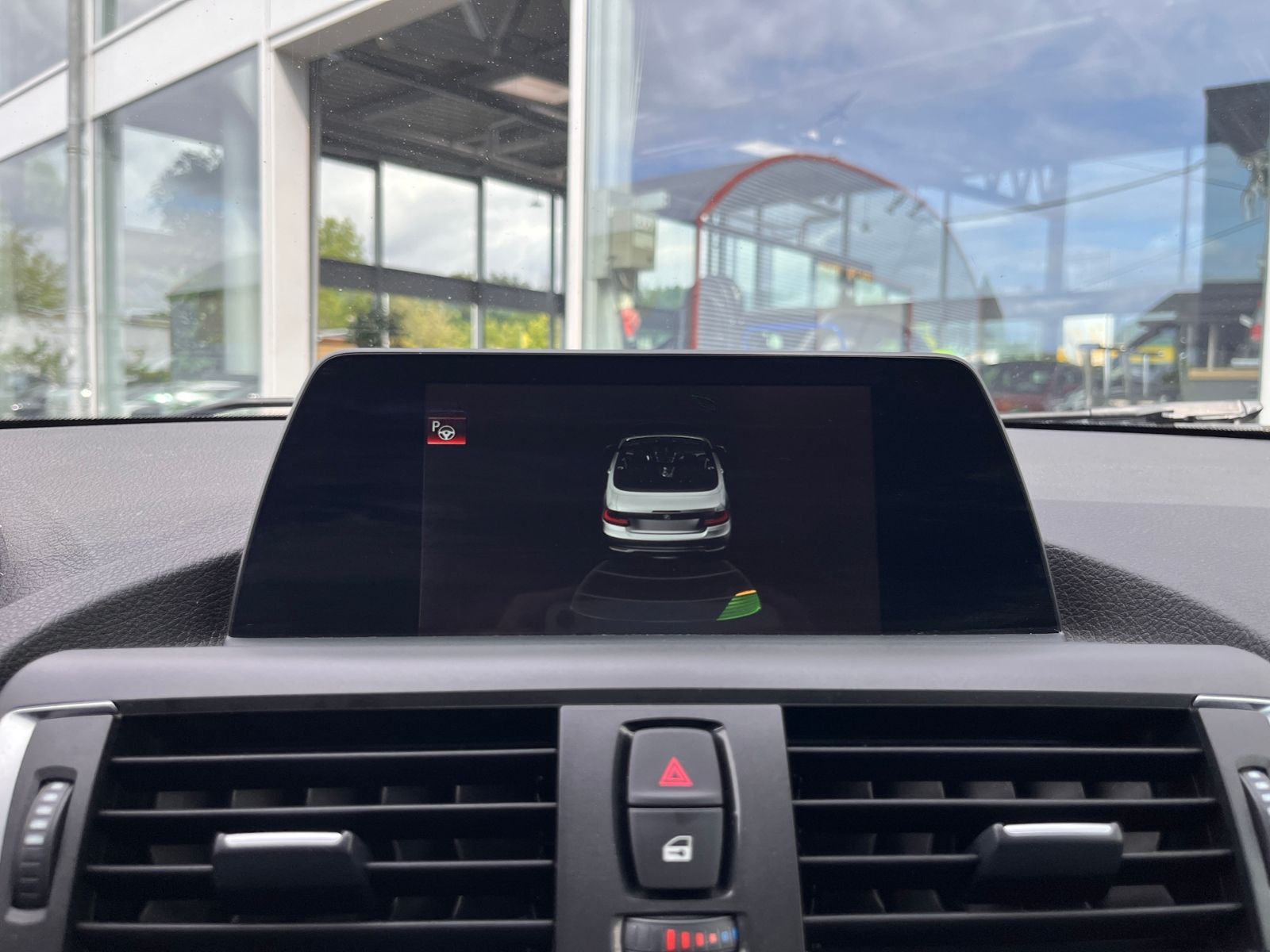 Fahrzeugabbildung BMW 220d Cabrio KLIMA NAVI ALU