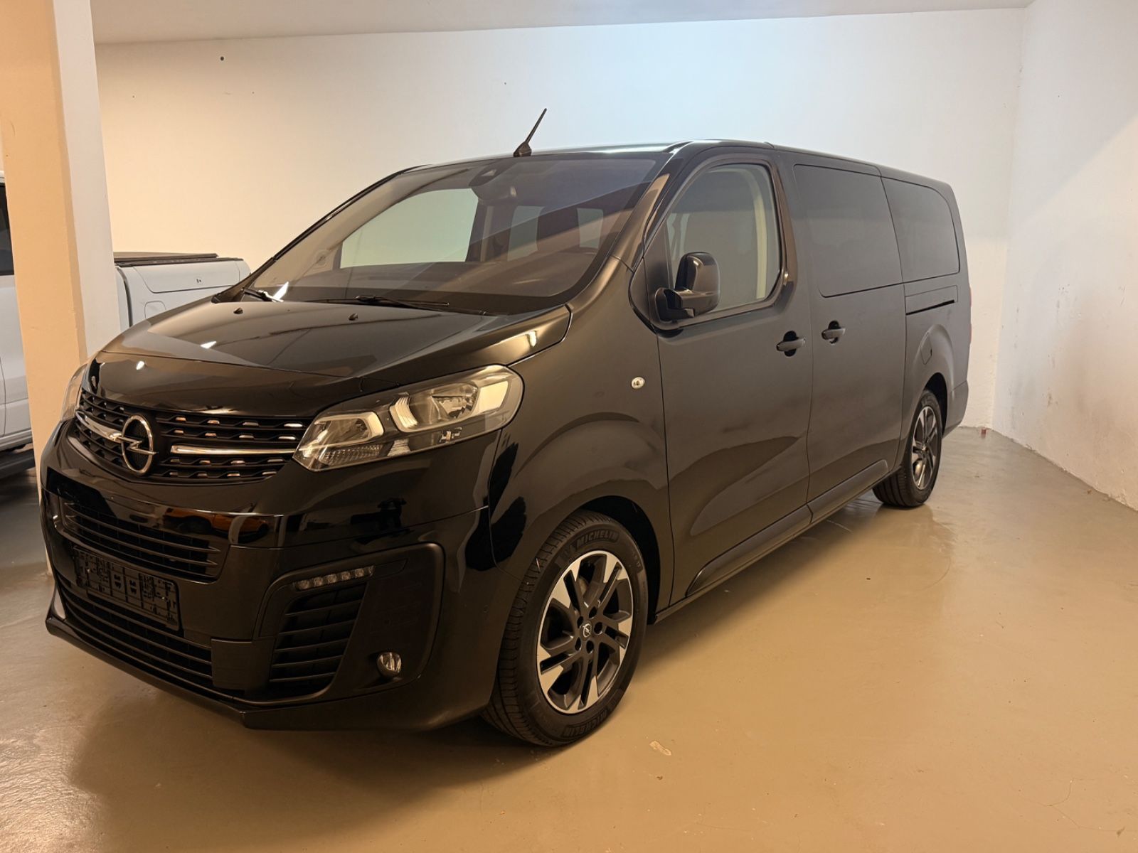 Opel ZafiraLife Selection L Klima Kmaera SHZ AHK ACC imagem 2