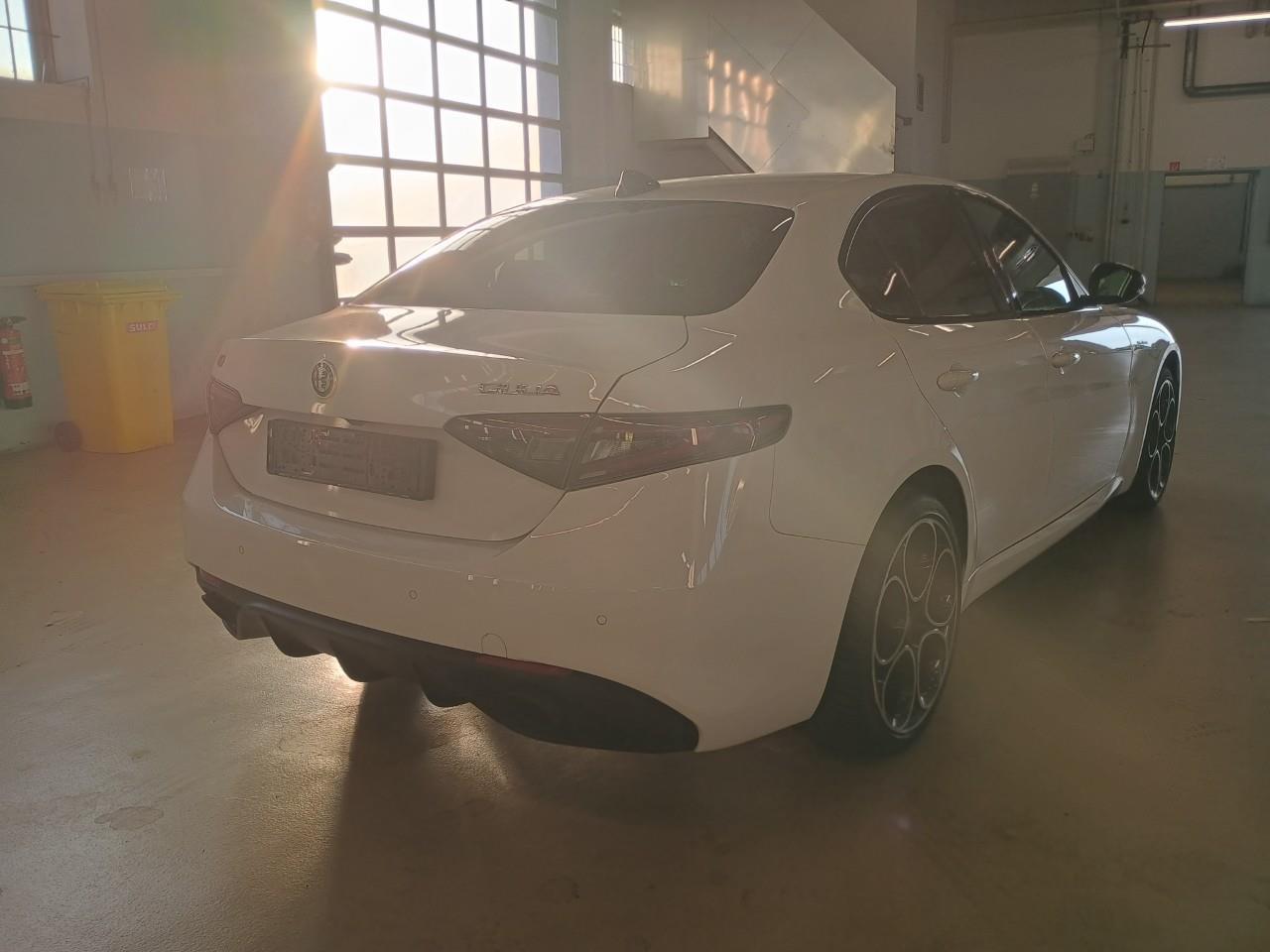 Alfa Romeo Giulia Veloce Q4 LED-MATRIX+ACC+KAM+SHZ+LEDER+, миниатюра 4