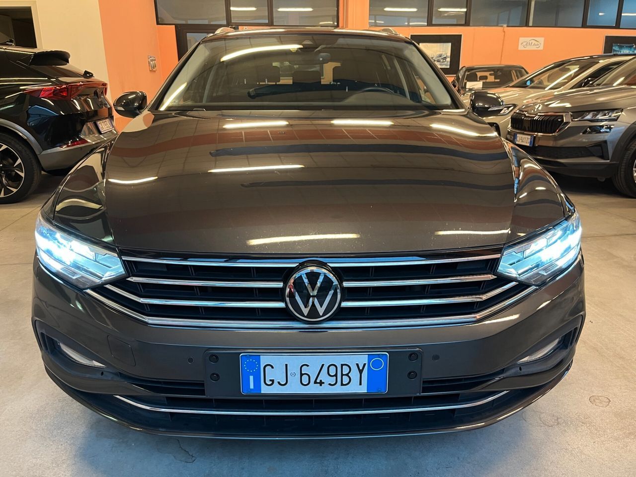 Volkswagen Passat Variant 2.0 TDI SCR EVO DSG imagem 2