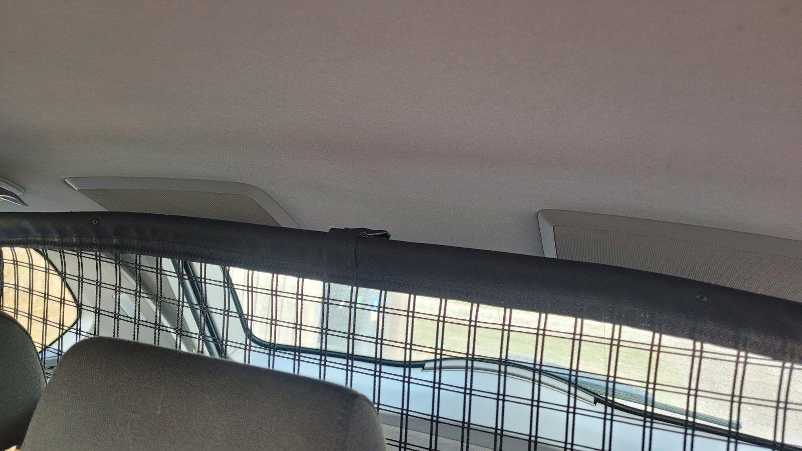 BMW 318 2012 — photo 8