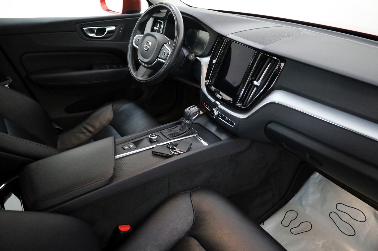 Fahrzeugabbildung Volvo XC60 Momentum AWD Leder,Navi,LED,Panorama,4xSH