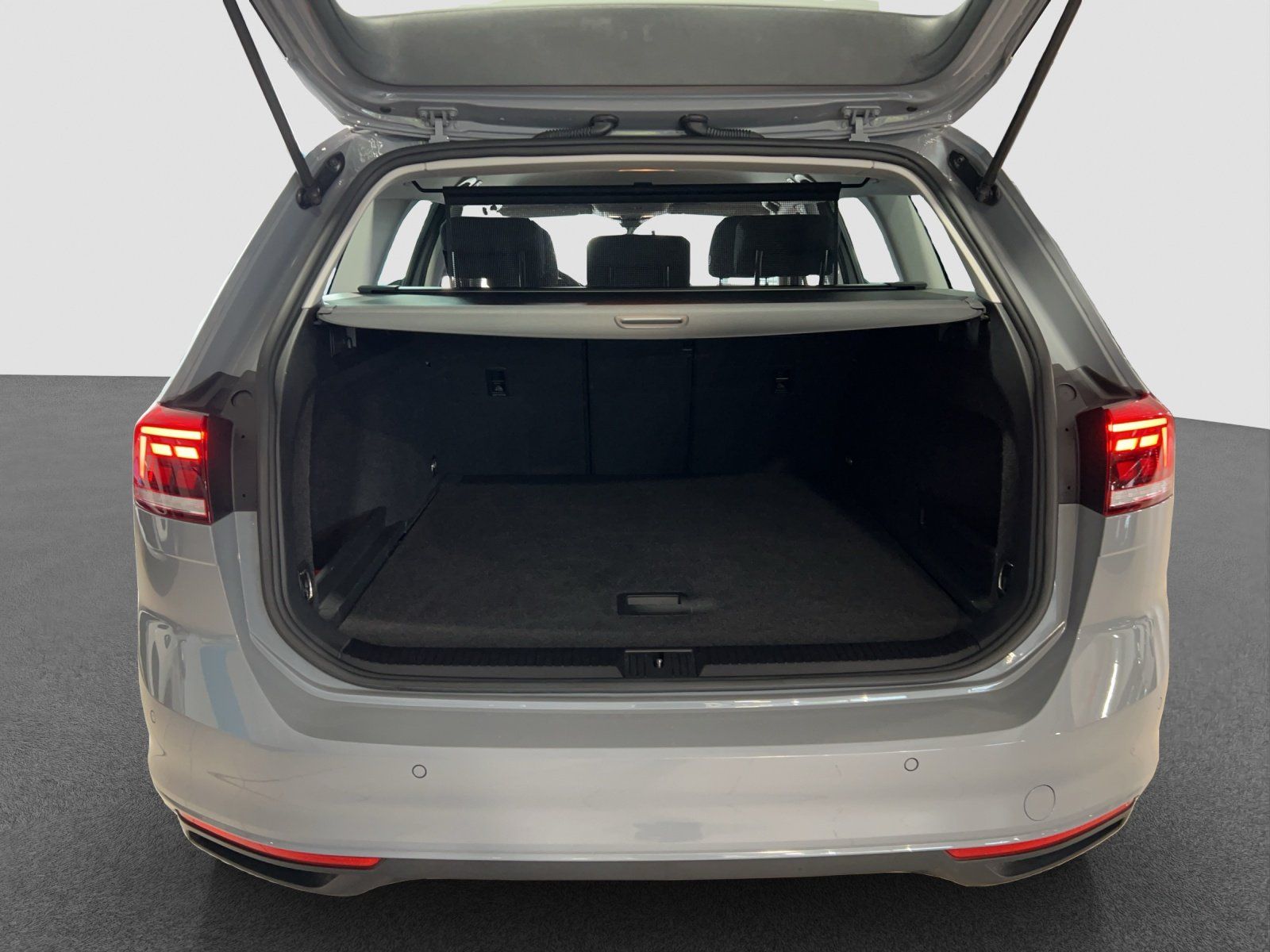 Volkswagen Passat Variant - Bild 23
