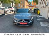 Mercedes-Benz A-Klasse A 200 Automatik Navi & Rückfahrkamera - Mercedes-Benz A 200 mit Benzin-Antrieb: Navigationssystem, Limousine, Klimaanlage