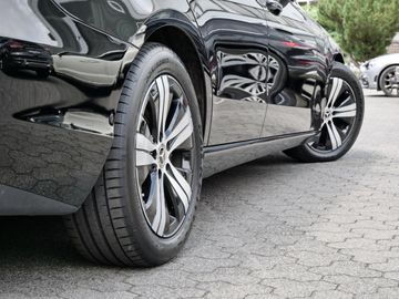 Mercedes C 200 - 5