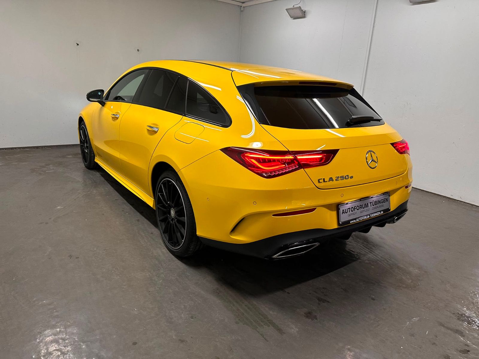 Fahrzeugabbildung Mercedes-Benz CLA 250 SB *AMG-LINE*NIGHT*PANO*DISTRO*KLG