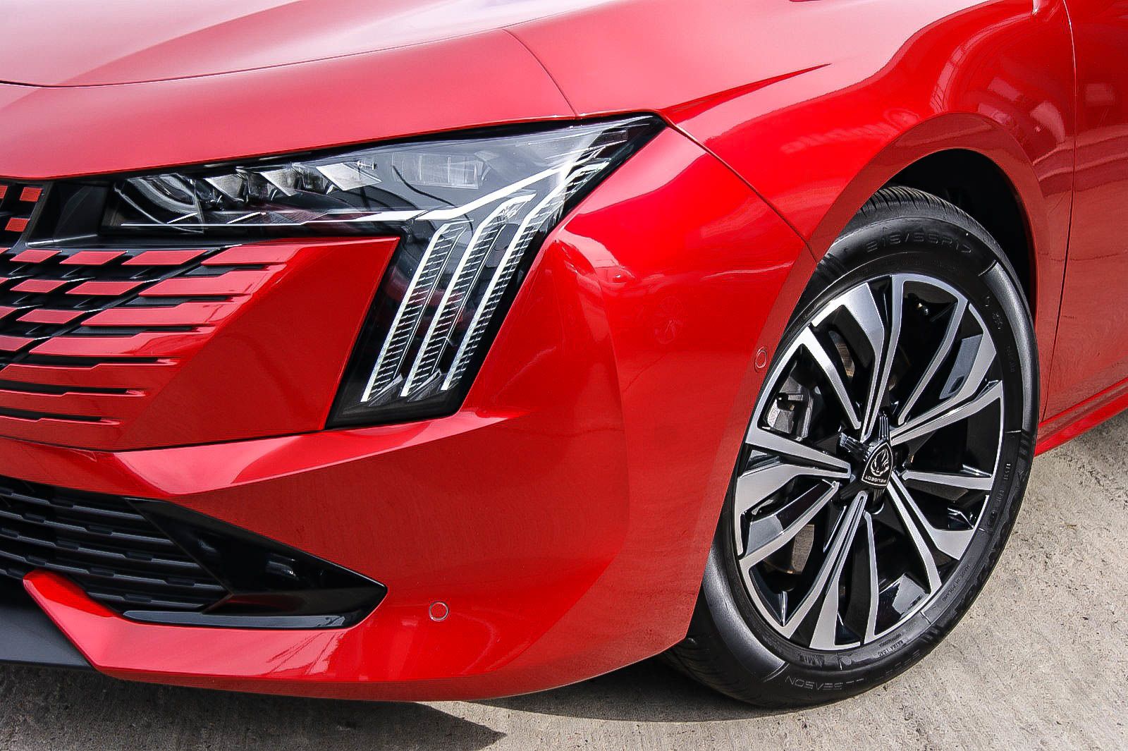 Fahrzeugabbildung Peugeot 508 SW Hybrid 225 Allure NEUES MODELL ANHZV LED