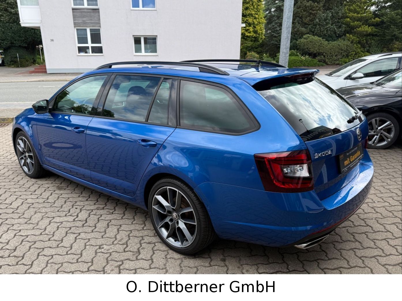 Skoda Octavia Combi 2,0 TDI DSG RS 4x4 StdHzg ACC Navi foto 3