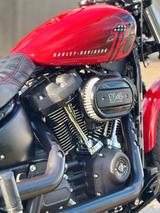 Harley-Davidson Street Bob 114 *J&H/Don Performance/Dezent* - Motorräder in Karlsruhe