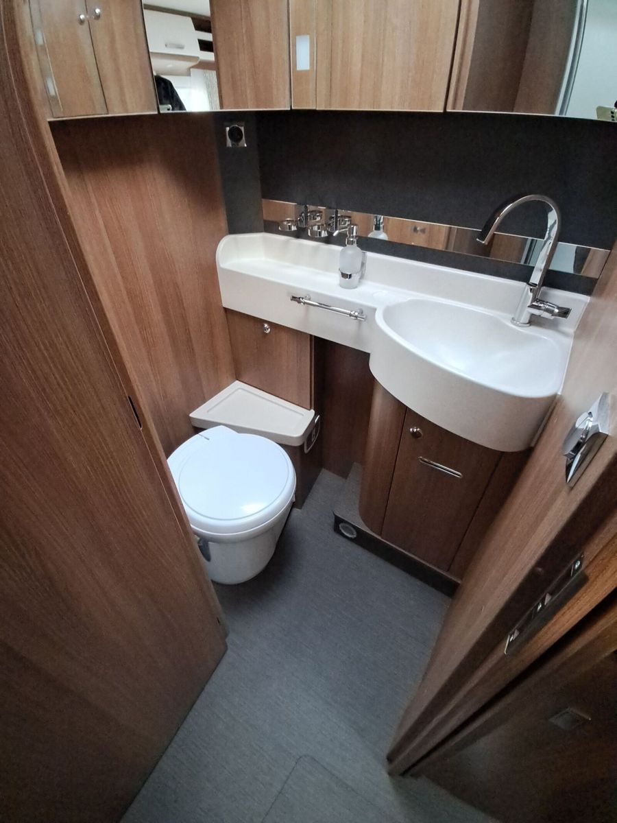 Fahrzeugabbildung Carthago c-tourer I  149 LE Mercedes Klima Sat Markise